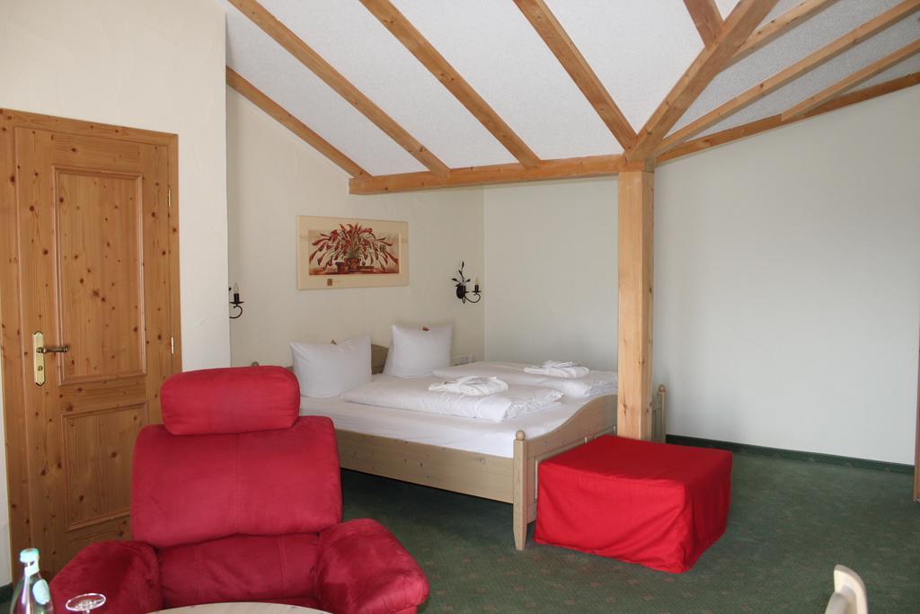Hubertushof Hotel Garni Oberstaufen Habitación foto