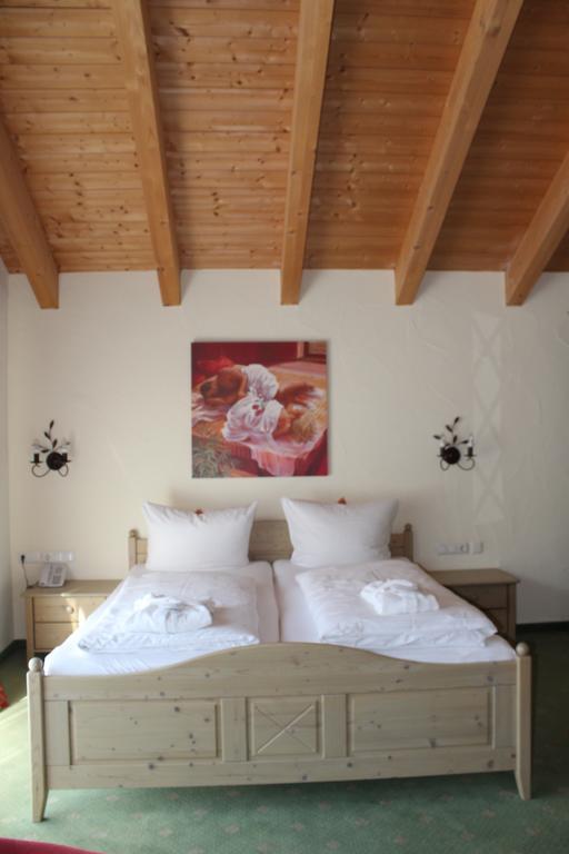 Hubertushof Hotel Garni Oberstaufen Habitación foto