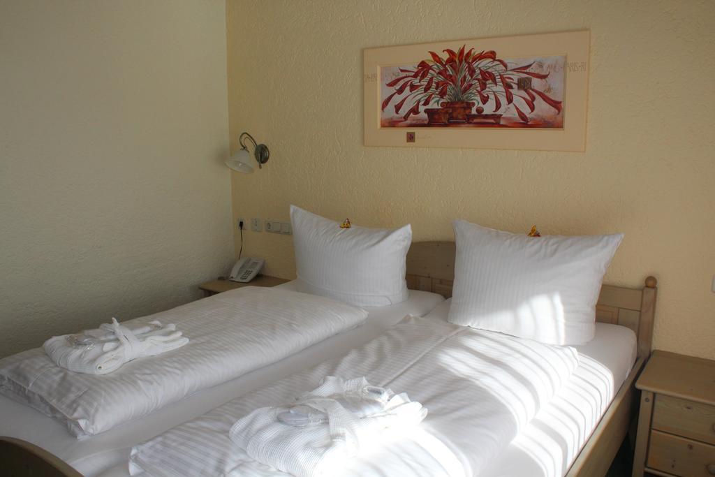 Hubertushof Hotel Garni Oberstaufen Habitación foto