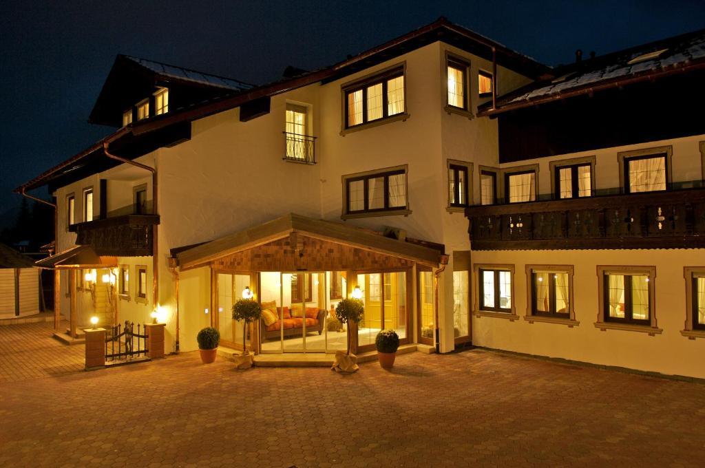 Hubertushof Hotel Garni Oberstaufen Exterior foto